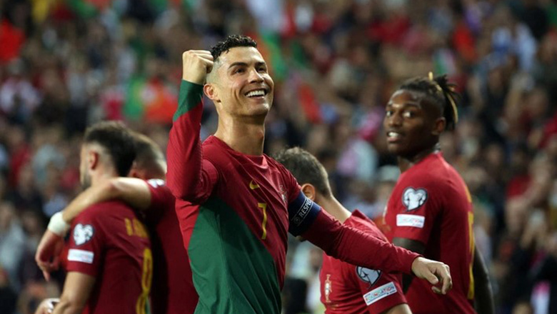Kết quả bóng đá Bồ Đào Nha vs Slovakia: Ronaldo lập cú đúp, Selecao giành vé - Ảnh 2