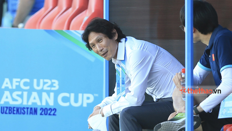 Hà Nội FC tìm phiên dịch viên tiếng Hàn Quốc giữa tin đồn mời HLV Gong Oh Kyun - Ảnh 1
