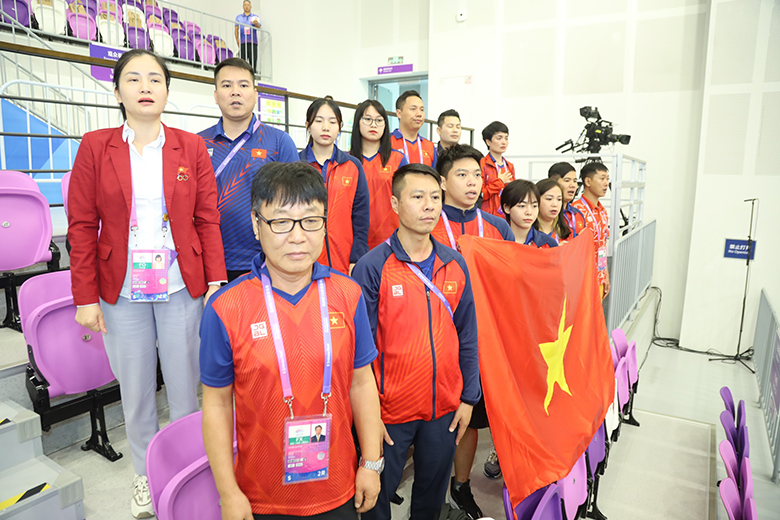 HLV Park Chung Gun tiếp tục gắn bó với đội tuyển bắn súng Việt Nam đến hết Olympic Paris - Ảnh 1