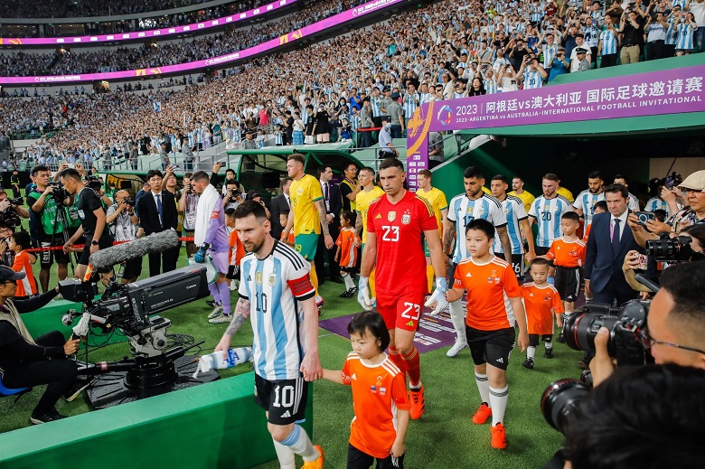 Trung Quốc mất điểm khi hủy trận giao hữu của Messi - Ảnh 1