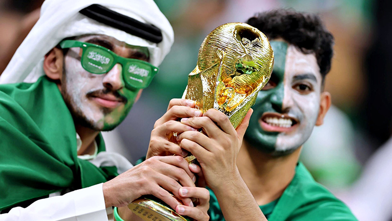 Đối thủ rút lui, Saudi Arabia chạm một tay vào quyền đăng cai World Cup 2034 - Ảnh 1