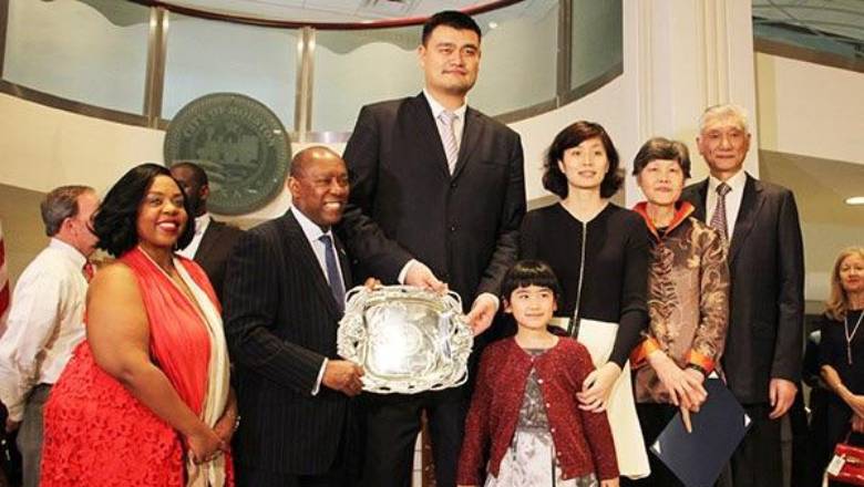 'Người khổng lồ' Yao Ming: Bị Trung Quốc ép chơi bóng rổ và con đường trở thành huyền thoại - Ảnh 3