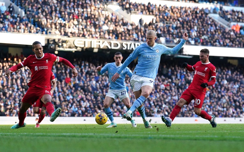 Haaland phá sâu kỷ lục Ngoại hạng Anh với bàn thắng vào lưới Liverpool - Ảnh 1