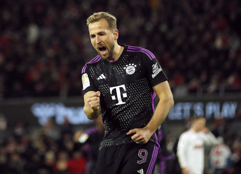 Harry Kane phá thêm 2 kỷ lục, 'độc cô cầu bại' ở Bundesliga - Ảnh 1