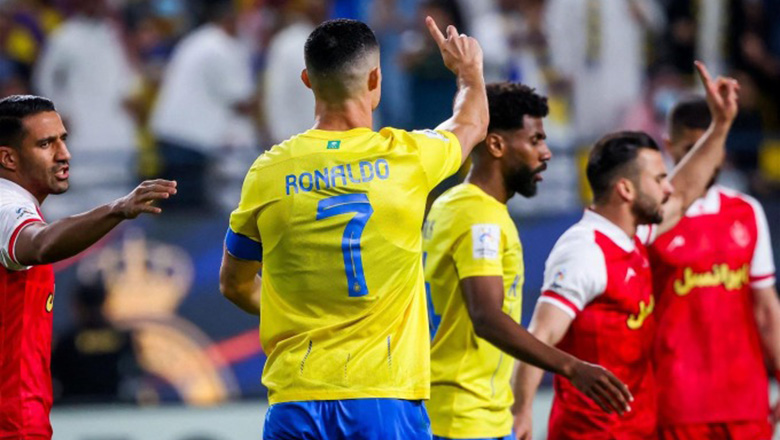Ronaldo hóa 'anh Liêm', từ chối hưởng phạt đền ở Cúp C1 châu Á - Ảnh 1