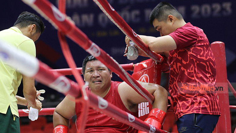 Võ sĩ TPHCM 'đau phát khóc' khi tham dự giải Boxing toàn quốc - Ảnh 1