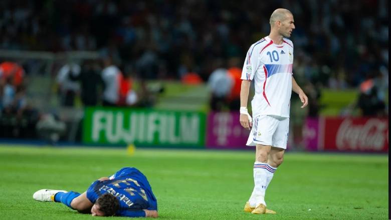 Cú ‘thiết đầu công’ tai tiếng của Zidane ở World Cup 2006: Chấm dứt sự nghiệp, tan giấc mộng vàng - Ảnh 2
