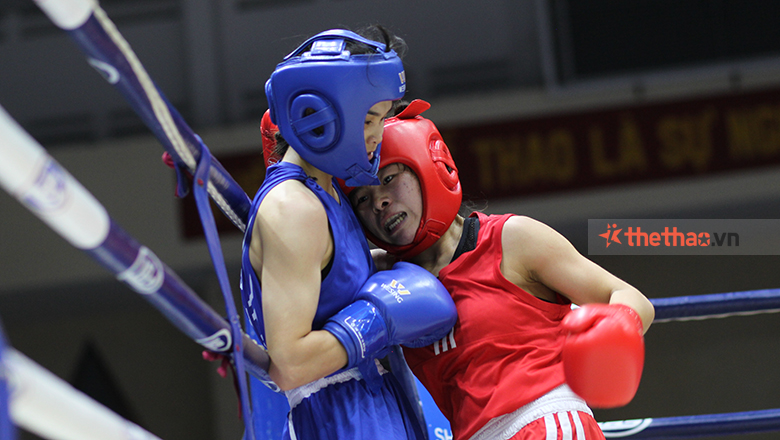 'Cô bé xách nước' giành HCĐ Boxing quốc gia trên sân nhà - Ảnh 2