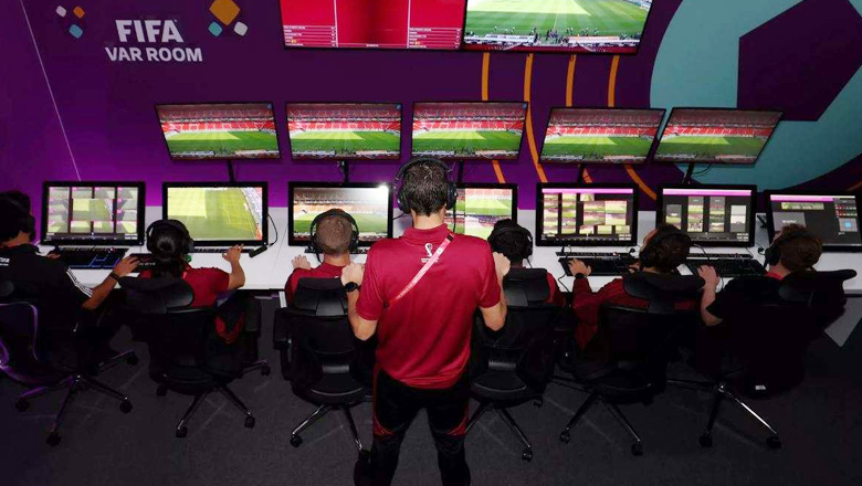 FIFA triển khai cho Indonesia mô hình VAR giống Việt Nam - Ảnh 2