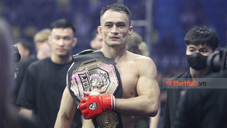 Nguyễn Văn Kamil hạ Bàn Văn Hoàng, giành đai Lion Championship ở trận chung kết thứ 3 - Ảnh 1