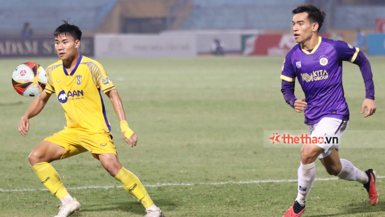 Kết quả bóng đá Hà Nội FC vs SLNA: Giành 3 điểm trong 3 phút - Ảnh 1