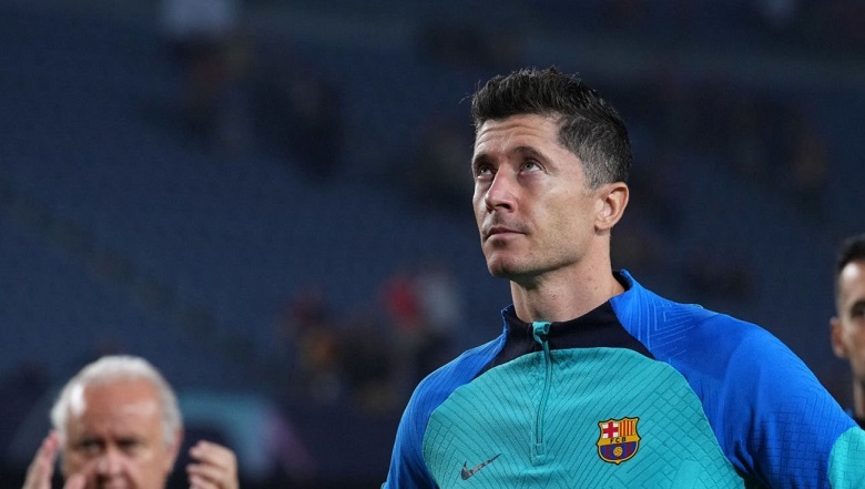 Barcelona đối diện nguy cơ bị UEFA trục xuất khỏi cúp châu Âu - Ảnh 1