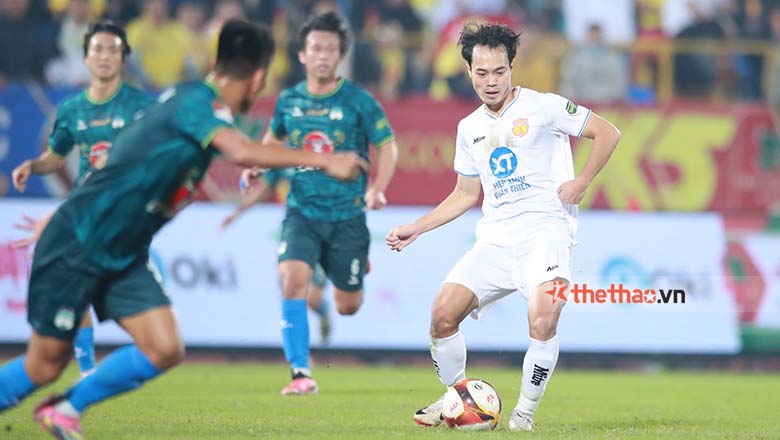 Kết quả bóng đá Nam Định vs HAGL: Áp đảo không chiến, bám đuổi ngôi đầu - Ảnh 2