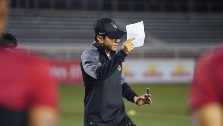 Nói cầu thủ nội Indonesia sợ thua, HLV Shin Tae Yong bị chỉ trích nặng nề - Ảnh 1