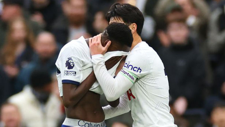 Ngôi sao Tottenham khóc nấc vì chấn thương, nguy cơ bỏ lỡ CAN 2024 - Ảnh 2