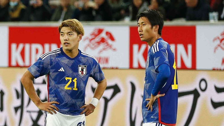 HLV Lazio thầm cảm ơn đồng nghiệp ở tuyển Nhật Bản vì không gọi Kamada - Ảnh 2