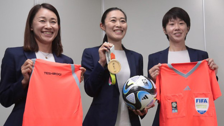 Xuất hiện nữ trọng tài đầu tiên trong lịch sử Asian Cup - Ảnh 1