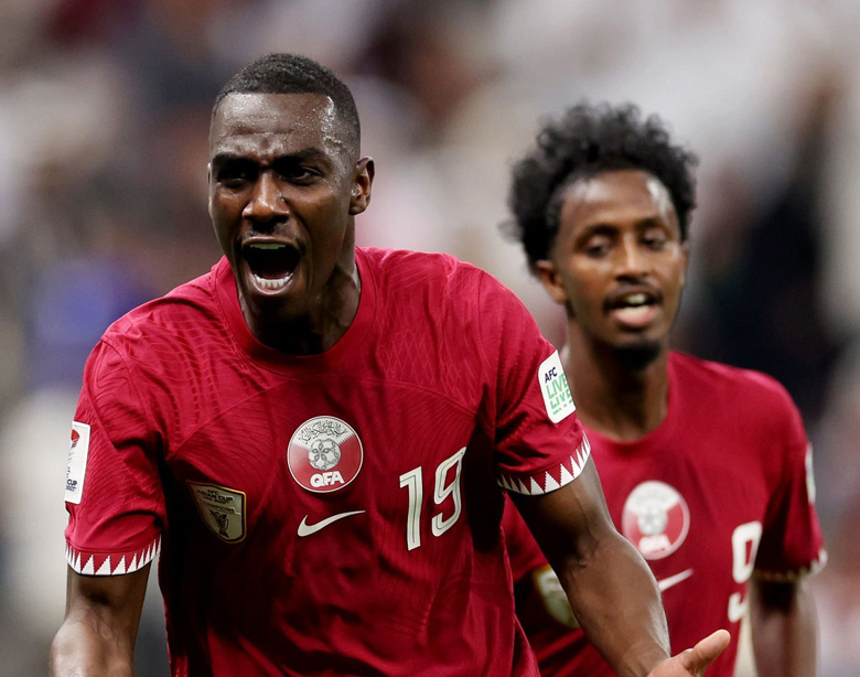 Kết quả bóng đá Qatar vs Lebanon: Show diễn của những... sai lầm - Ảnh 1