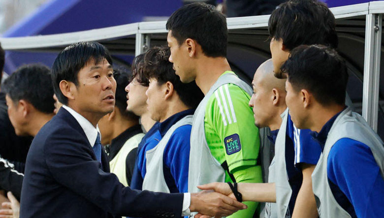 HLV tuyển Nhật Bản thừa nhận các học trò 'phải suy nghĩ lại' sau trận thắng Việt Nam - Ảnh 2