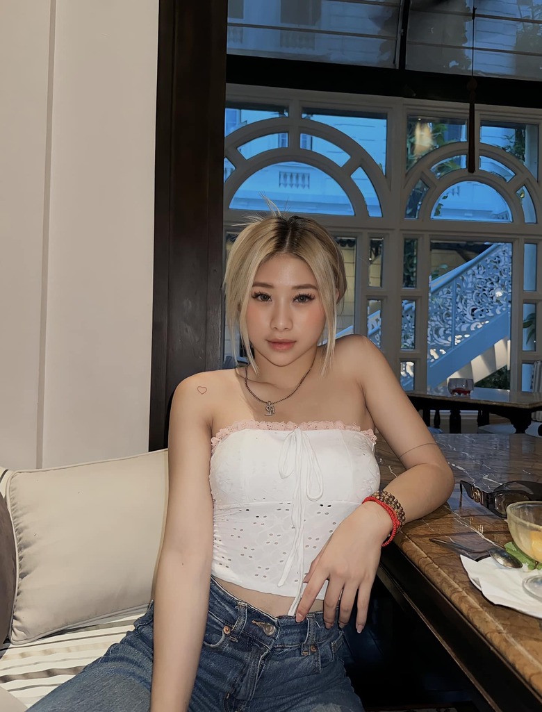 Ngắm vẻ đẹp ‘gây thương nhớ’ của Phạm Như Phương, hot girl TDDC giải nghệ ở tuổi 20 - Ảnh 11
