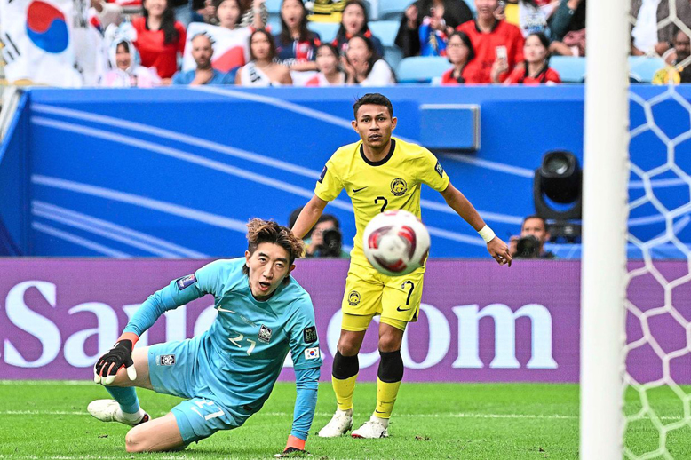 Hòa Hàn Quốc, tuyển Malaysia mang về cho Liên đoàn bóng đá nước nhà hơn 1 triệu USD - Ảnh 2