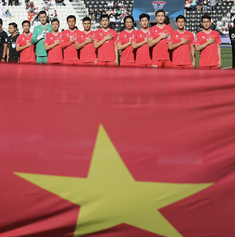 Nguyễn Filip viết tâm thư gửi NHM sau Asian Cup 2023, mô tả cảm giác chơi cho ĐT Việt Nam như 'tàu lượn siêu tốc' - Ảnh 2
