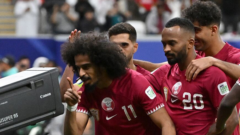 Qatar ngược dòng trước Palestine, vào tứ kết Asian Cup 2023 - Ảnh 1