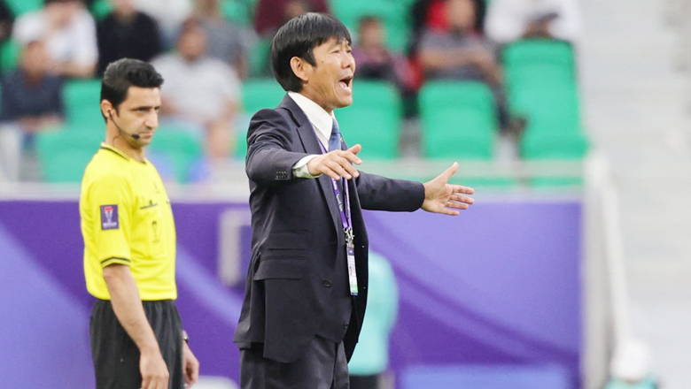 HLV tuyển Nhật Bản không hài lòng về chiến thắng trước Bahrain - Ảnh 1