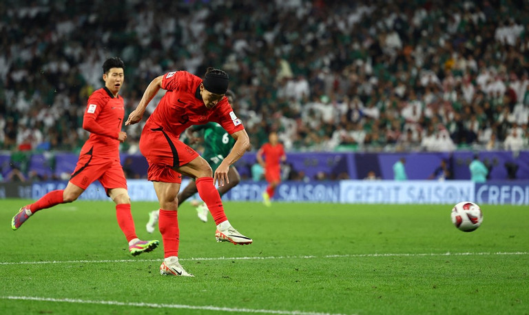 Kết quả bóng đá Saudi Arabia vs Hàn Quốc: Phút 99 định mệnh, vỡ òa loạt 'đấu súng' - Ảnh 1