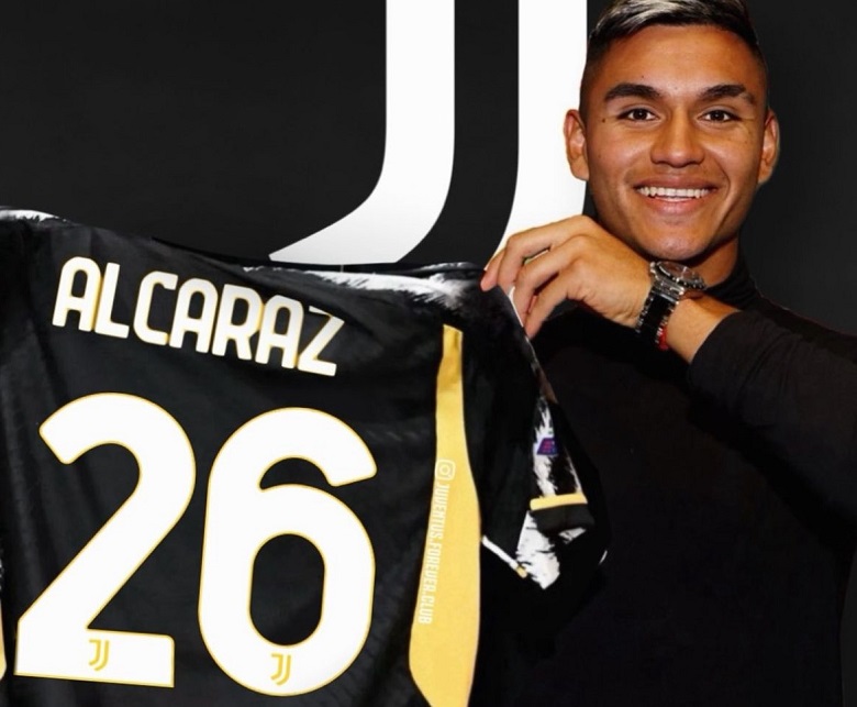 Juventus chính thức chiêu mộ thành công Carlos Alcaraz - Ảnh 2