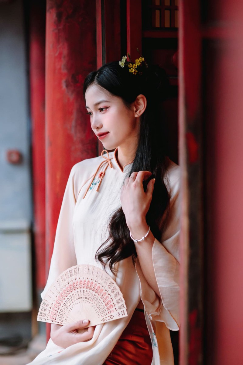Ngọc nữ bóng chuyền Việt Nam diện áo dài xưa khoe nhan sắc xinh hơn hoa hậu - Ảnh 5