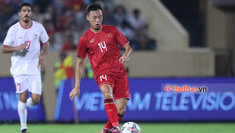 Thái Sơn vượt Đình Bắc, trở thành Cầu thủ trẻ nam xuất sắc nhất Việt Nam 2023 - Ảnh 1