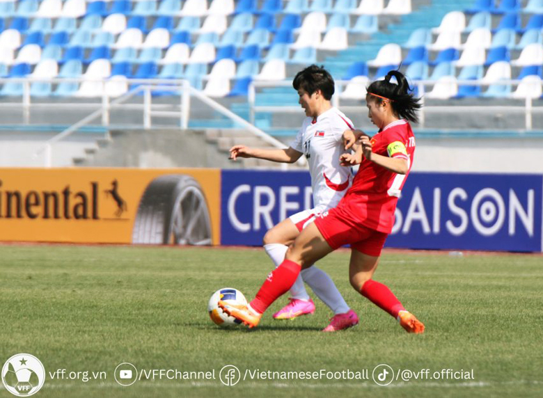 Bị Triều Tiên vùi dập 6-0, HLV Akira Ijiri khen U20 nữ Việt Nam 'đã tiến bộ' - Ảnh 2