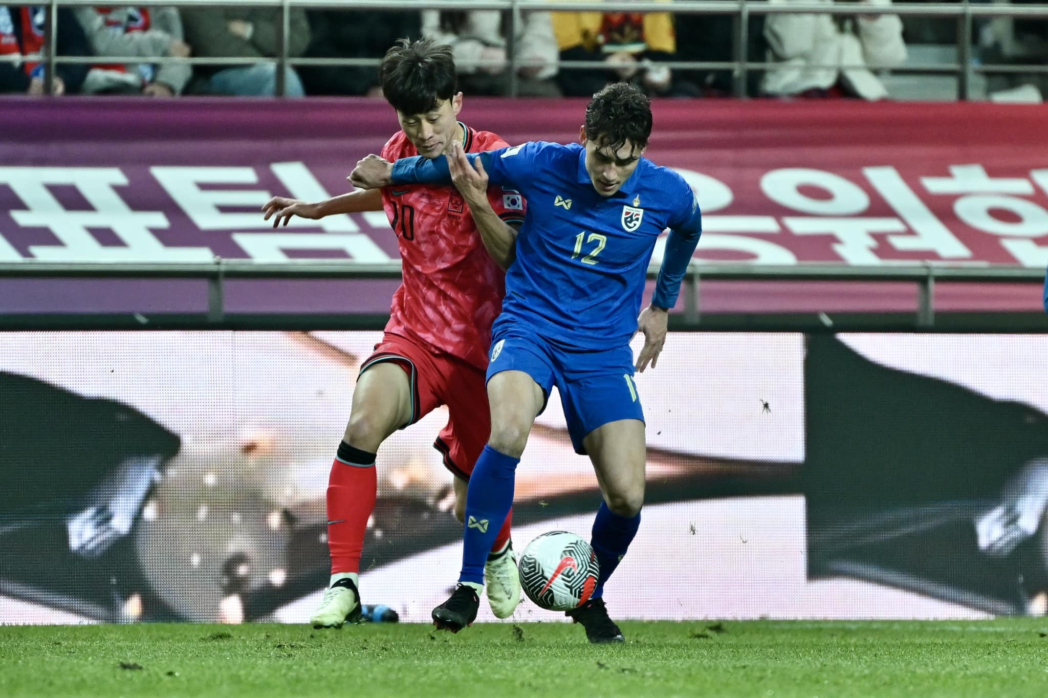 Kết quả bóng đá Hàn Quốc vs Thái Lan: Voi chiến kiên cường, nuôi hy vọng đi tiếp  - Ảnh 1