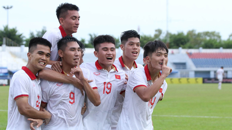 U23 Việt Nam thắng bất ngờ trên đất Tajikistan - Ảnh 2