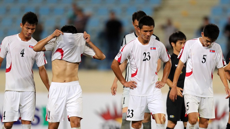 FIFA hủy trận đấu Triều Tiên vs Nhật Bản, đội chủ nhà bị xử thua - Ảnh 1