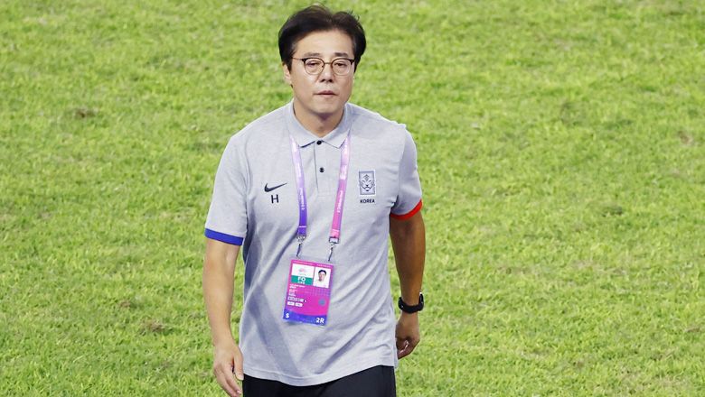 Trước trận gặp Thái Lan, HLV tuyển Hàn Quốc lo ngại nắng nóng - Ảnh 2