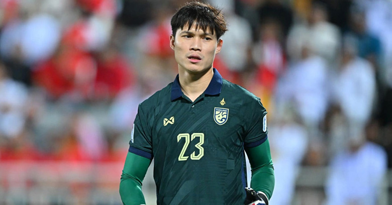 Trung vệ ghi bàn vào lưới Việt Nam được bầu chọn là cầu thủ xuất sắc nhất vòng loại World Cup 2026 - Ảnh 2