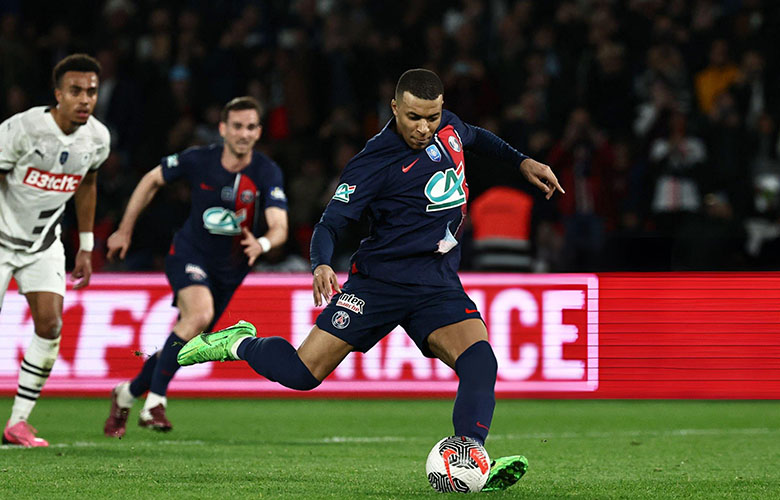 Kylian Mbappe 'làm tất ăn cả’, đưa PSG vào chung kết Cúp Quốc gia Pháp - Ảnh 1