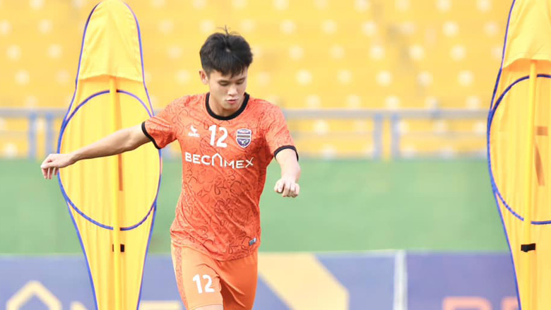 Võ Minh Trọng bị loại khỏi U23 Việt Nam vì chấn thương nhưng vẫn ra sân ở V.League - Ảnh 1
