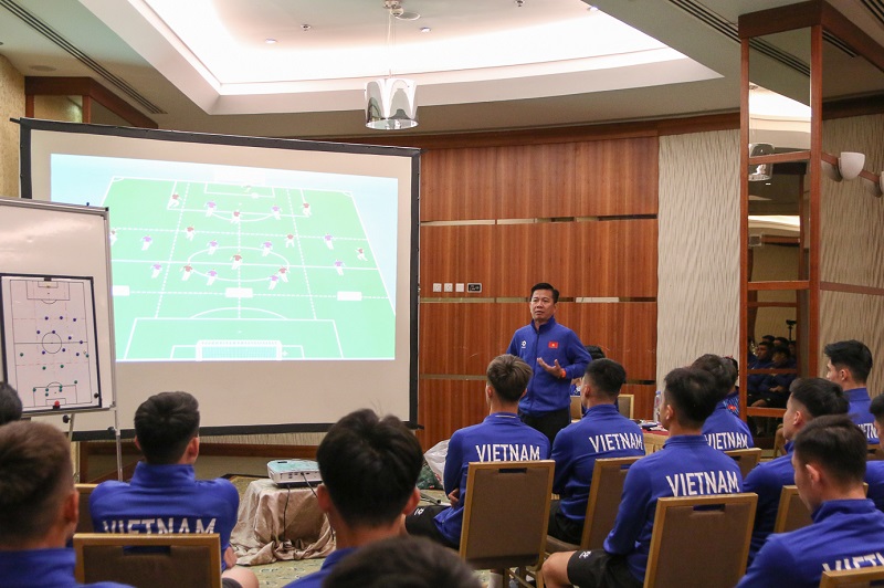 Báo Pháp: ‘U23 Việt Nam có thể tạo bất ngờ sau khi Hoàng Anh Tuấn thay Troussier’ - Ảnh 2