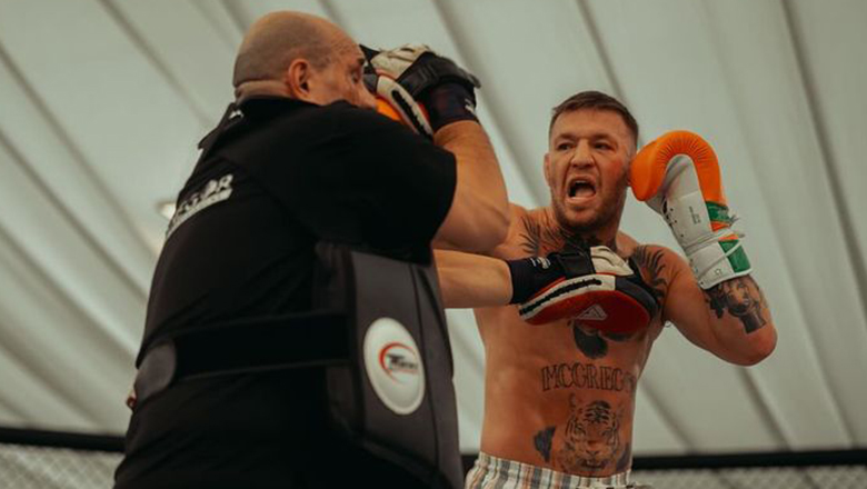 CHÍNH THỨC: Conor McGregor đấu Michael Chandler tại UFC 303 - Ảnh 1