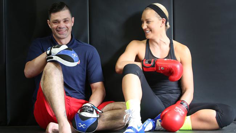HLV trưởng đội tuyển Boxing Australia thừa nhận hành vi quấy rối võ sĩ nữ - Ảnh 1