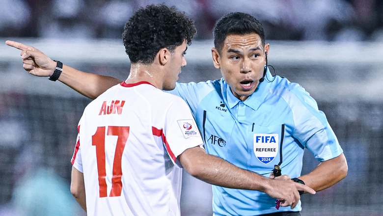 Trọng tài Thái Lan khiến Indonesia gặp ác mộng VAR tại U23 châu Á 2024 - Ảnh 1