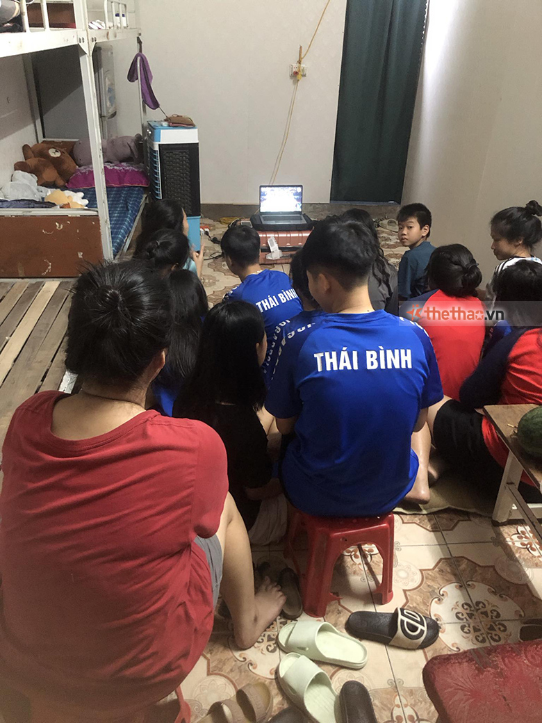 Boxing Thái Bình xem tập thể, cổ vũ VĐV thi đấu quốc tế - Ảnh 1