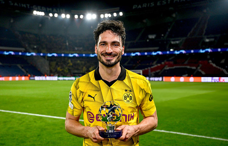 Trung vệ 35 tuổi của Dortmund giật ‘cú đúp’ cầu thủ xuất sắc nhất trước PSG - Ảnh 2