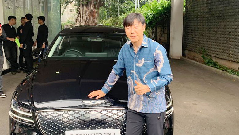 HLV Shin Tae Yong được tặng xe sang hơn 2 tỷ đồng sau thành công ở U23 châu Á 2024 - Ảnh 1