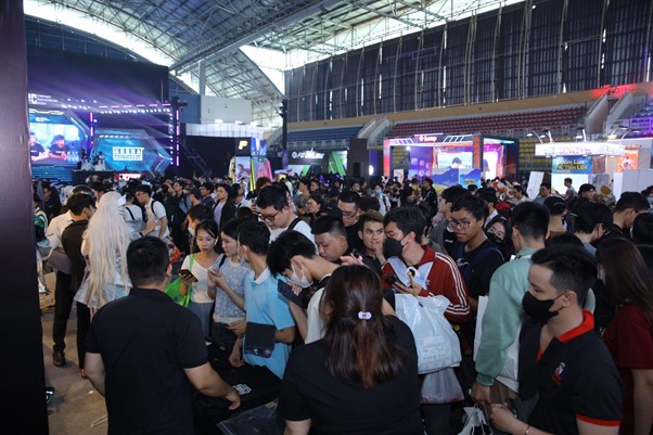 PUBG Mobile khuấy đảo Vietnam GameVerse 2024 với siêu người máy khổng lồ - Ảnh 2