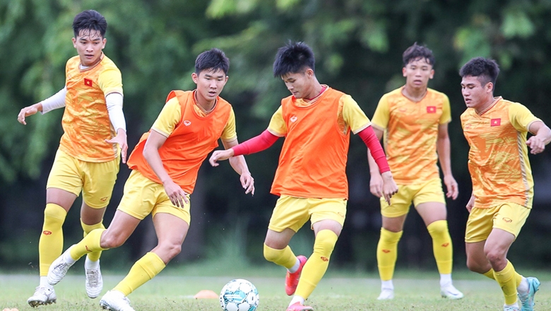 U19 Việt Nam lần đầu tập trung dưới thời HLV Hứa Hiền Vinh - Ảnh 2