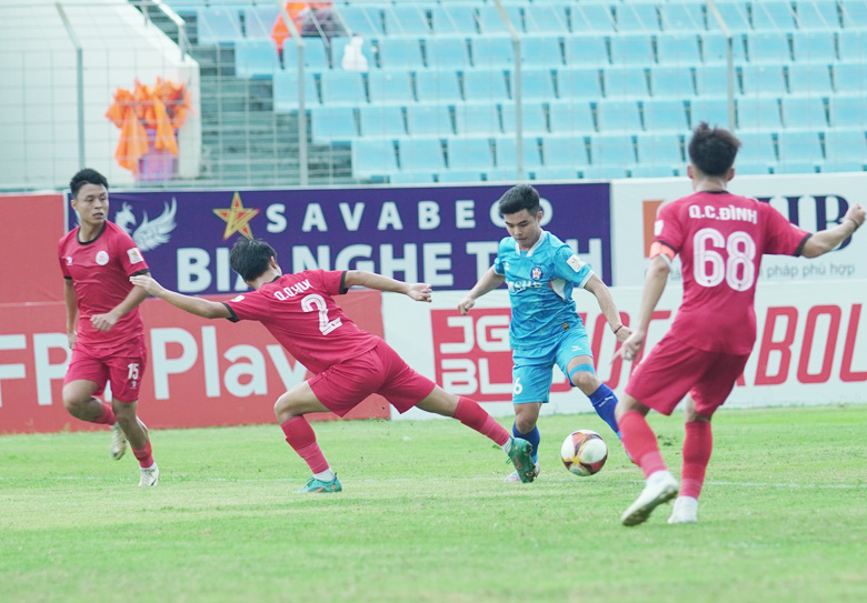 Đà Nẵng thắng đậm Phú Thọ, chỉ cách V.League đúng 1 chiến thắng - Ảnh 1